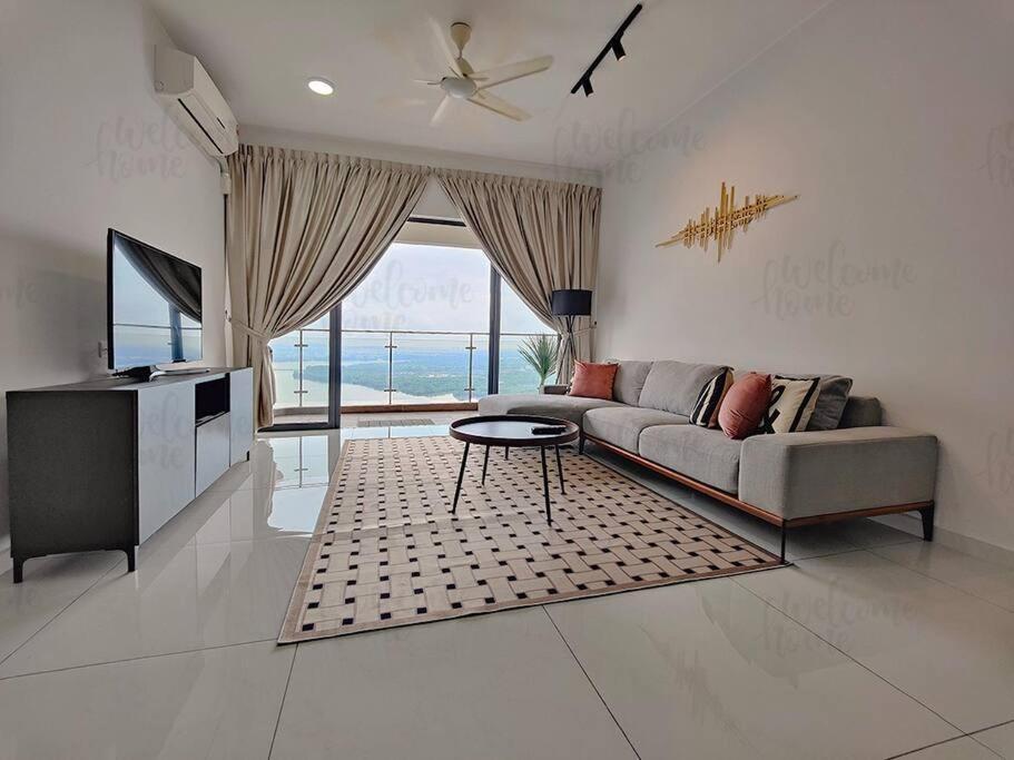 Bay Laurel, Country Garden Danga Bay Homestay By Welcome Home Johor Bahru Exterior photo