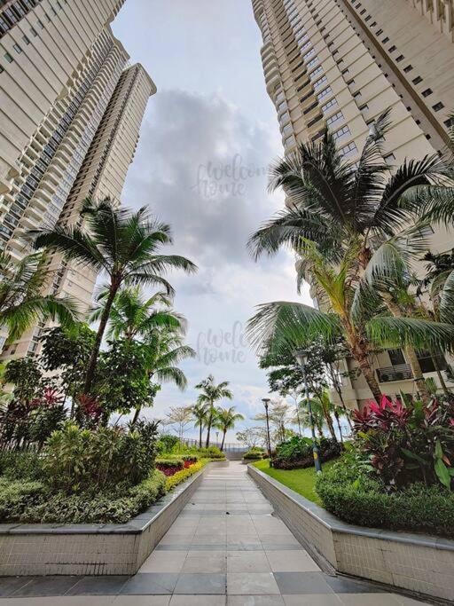 Bay Laurel, Country Garden Danga Bay Homestay By Welcome Home Johor Bahru Exterior photo
